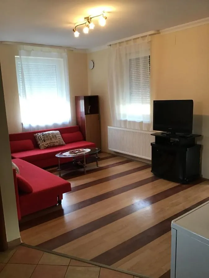 4 Lurko Apartman Uj Apartment Hajduszoboszlo