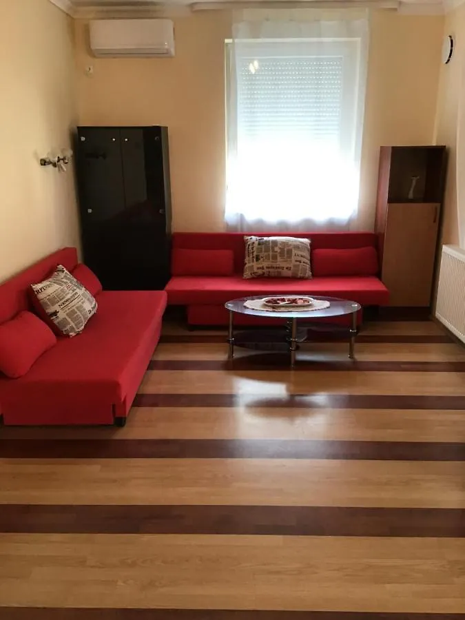 4 Lurko Apartman Uj Apartment Hajduszoboszlo